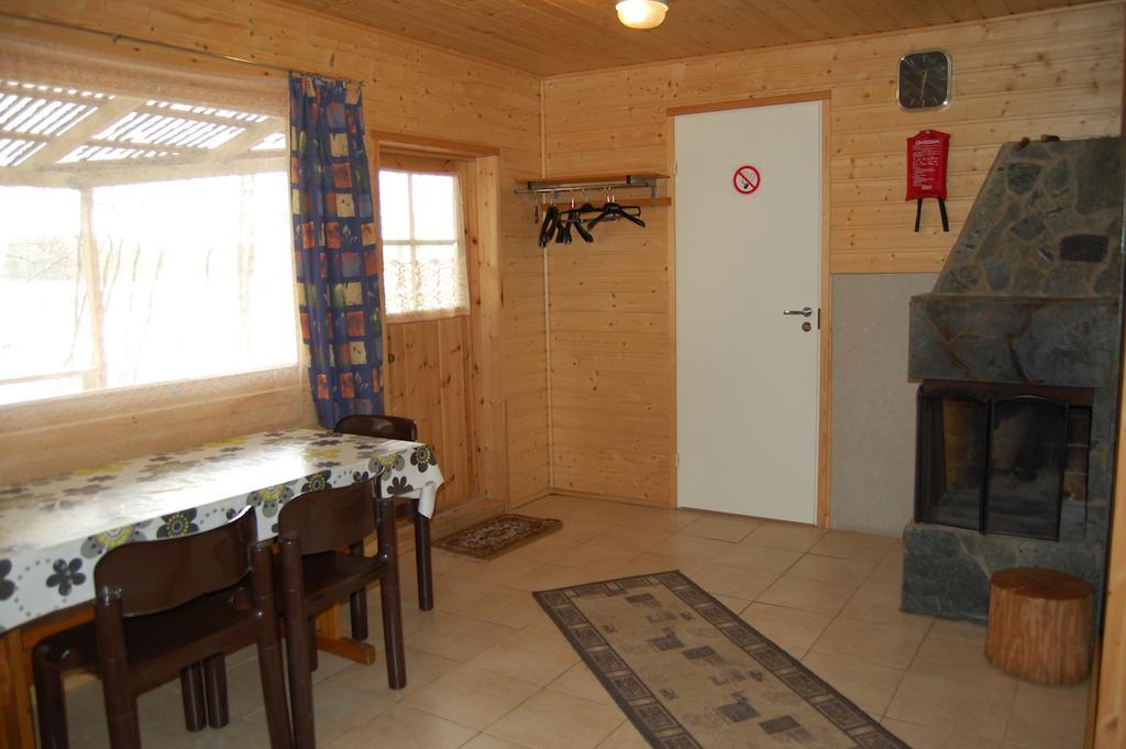Lomasaaret Cottages Villala Rum bild