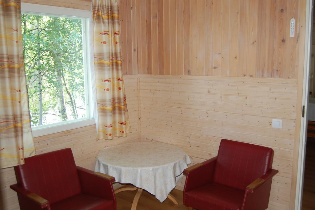 Lomasaaret Cottages Villala Rum bild